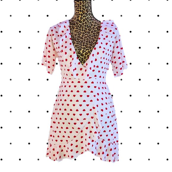 Pretty Little Things Ruffled white dress with red hearts SIZE 6 - Picture 1 of 10